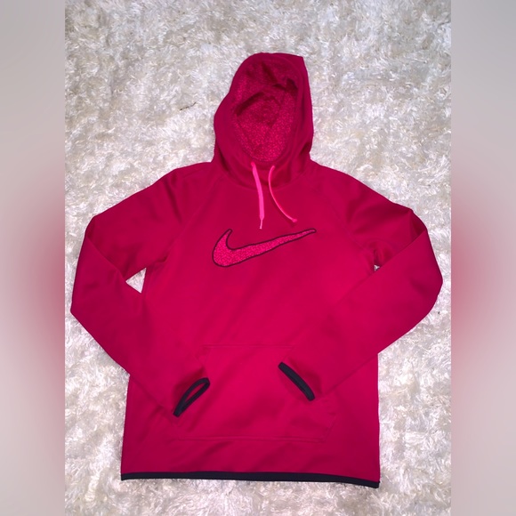 🚫SOLD🚫Women’s Like new Nike Therma-fit pink athletic hooded pullover size Small - Picture 1 of 5
